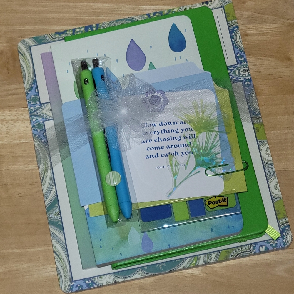Mystery journals, list pads notebooks, writing tools, all ocassion cards - Picture 12 of 16